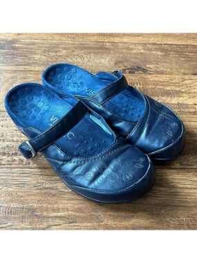 Vionic Melissa Slip-On Mules Comfort Orthotic Shoes Navy Blue Floral Size 6